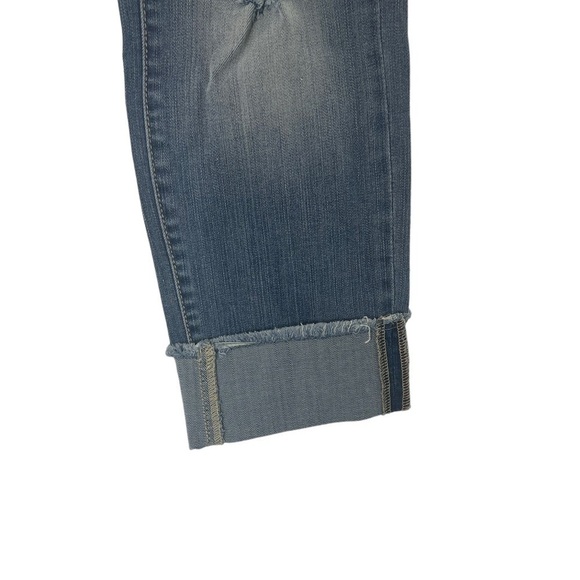 22. NWOT Torrid Premium Boyfriend Med Wash Distressed Jeans Size 10 - Picture 4 of 7